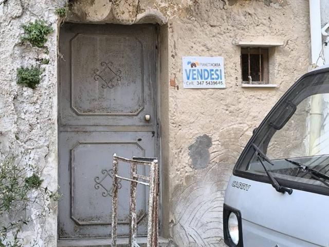 Locale Commerciale in vendita a Rabat, Sciacca