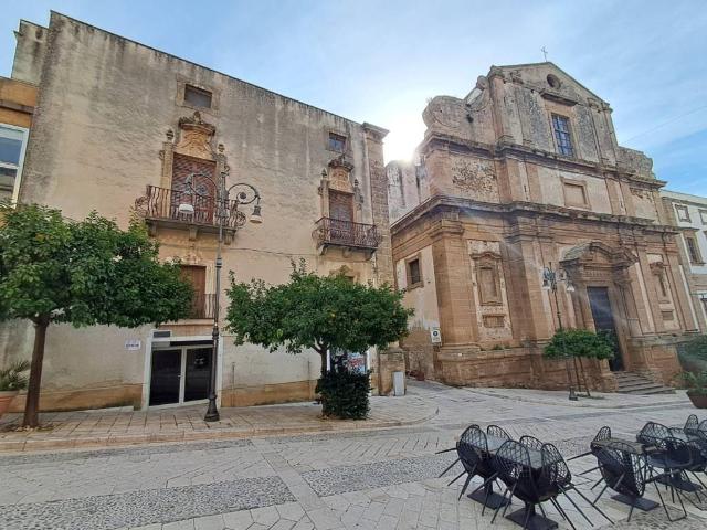 Locale Commerciale in vendita a Perriera, Sciacca