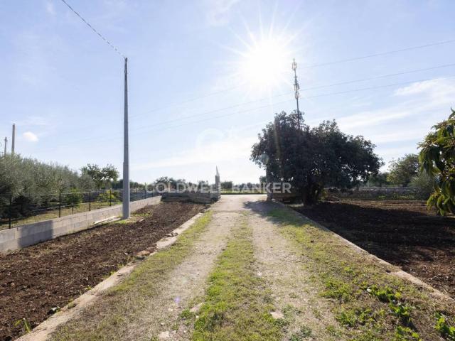 Locale Commerciale in vendita a Cava D'aliga, Sicilia
