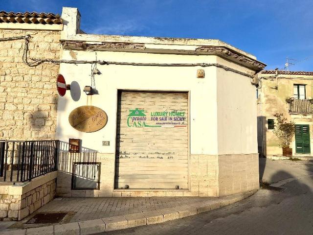 Locale Commerciale in vendita a Cava D'aliga, Sicilia