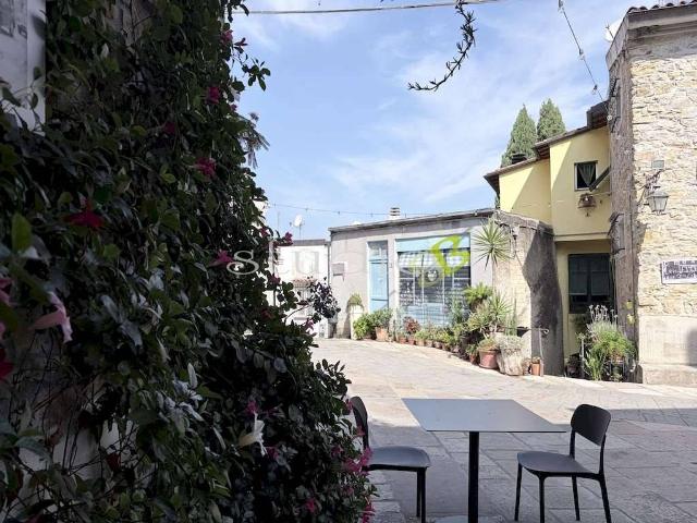 Locale Commerciale in vendita a Seborga, Liguria