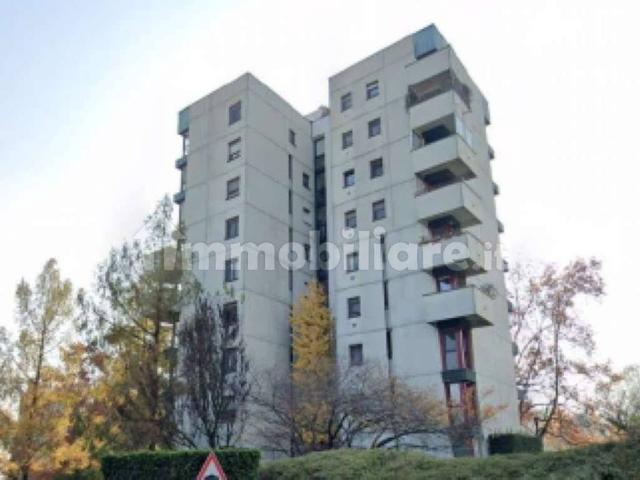 Locale Commerciale in vendita a San Felice, Segrate