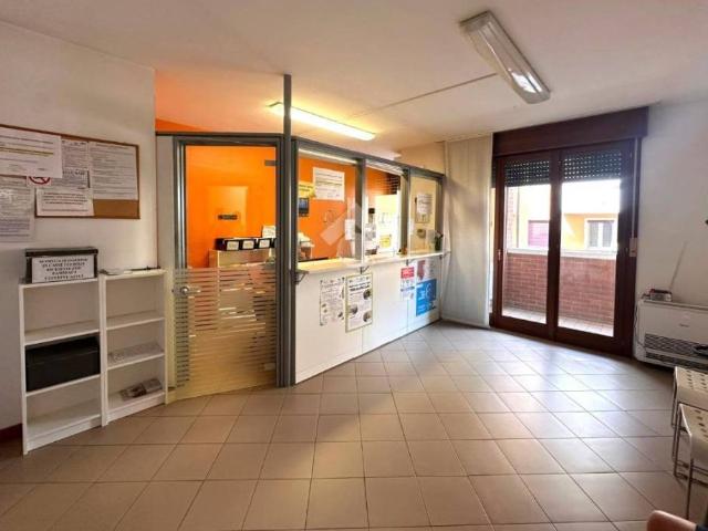 Locale Commerciale in vendita a Selvazzano Dentro, Veneto