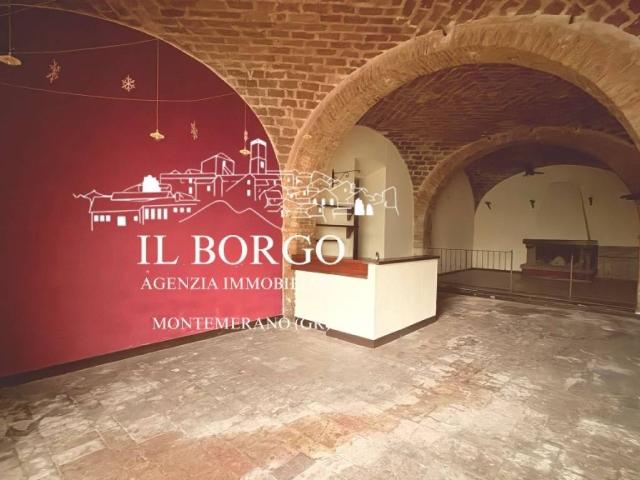 Locale Commerciale in vendita a Unione dei Comuni Montani Amiata Grossetana, Semproniano