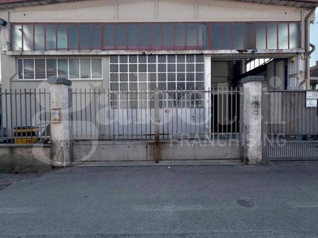 Locale Commerciale in vendita a Castelletto, Senago
