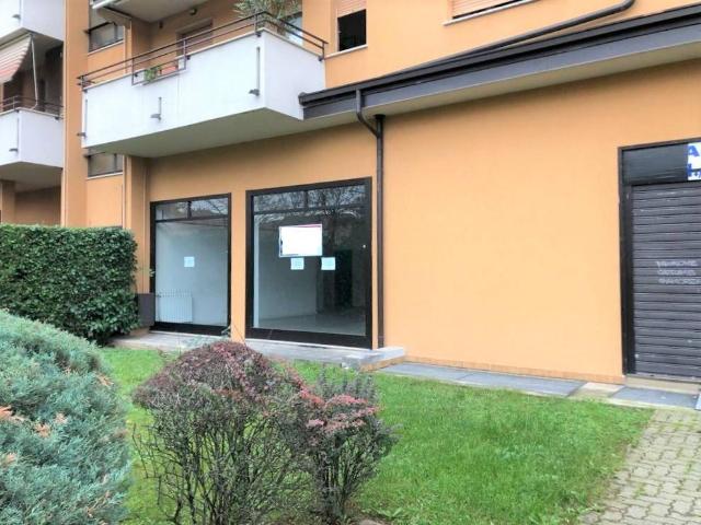Locale Commerciale in vendita a San Carlo, Seregno