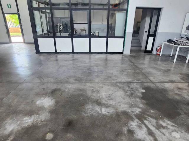 Locale Commerciale in vendita a Cantagrillo, Serravalle Pistoiese