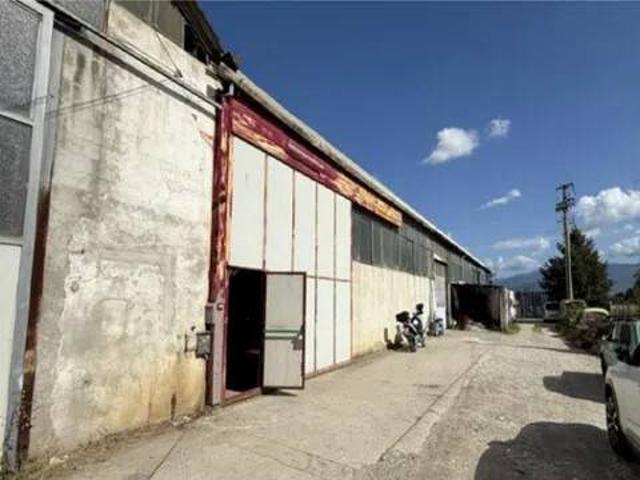 Locale Commerciale in vendita a Cantagrillo, Serravalle Pistoiese