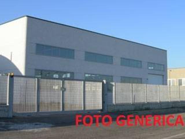 Locale Commerciale in vendita a Sesto Fiorentino, Toscana