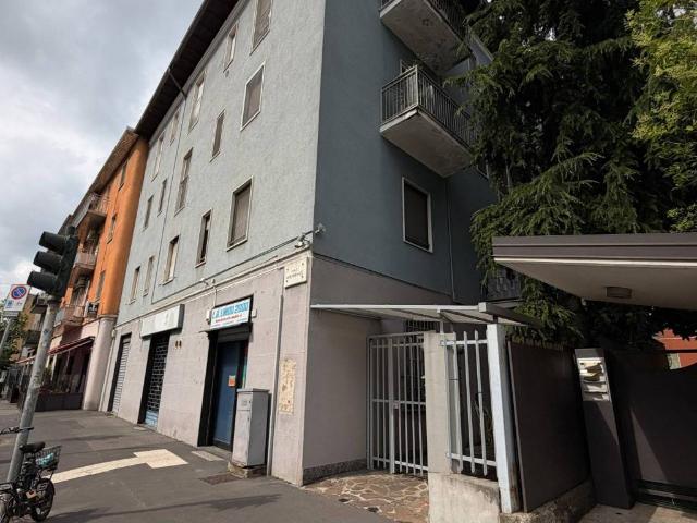 Locale Commerciale in vendita a Zona Omogenea Milano Nord, Sesto San Giovanni