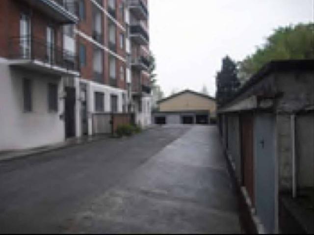 Locale Commerciale in vendita a Cascina Castelletto, Settala