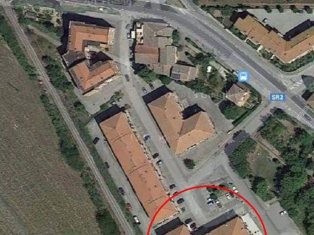Locale Commerciale in vendita a Siena, Toscana