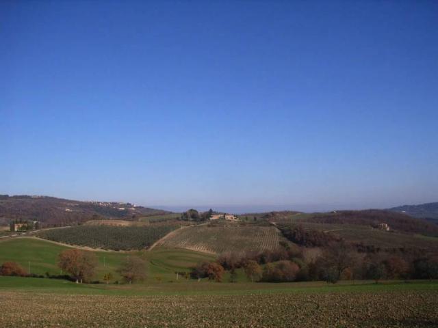 Locale Commerciale in vendita a Contrada dell'Aquila, Siena