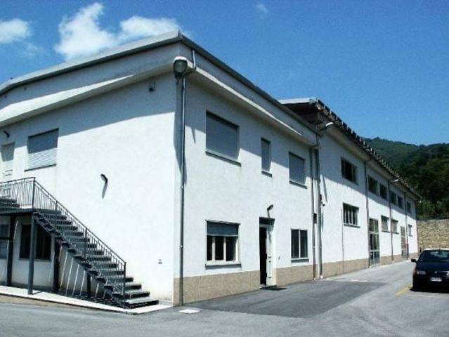 Locale Commerciale in vendita a Sinagra, Sicilia