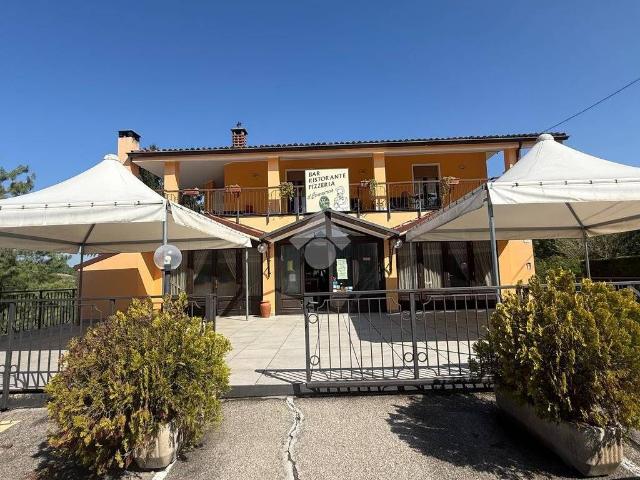 Locale Commerciale in vendita a Piemonte, Cuneo