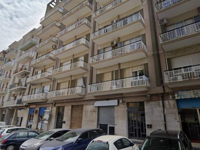 Locale Commerciale in vendita a Acradina, Siracusa