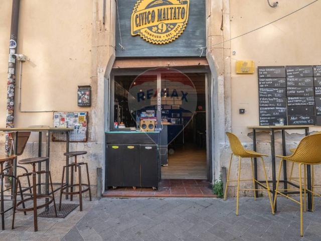 Locale Commerciale in vendita a Siracusa, Sicilia