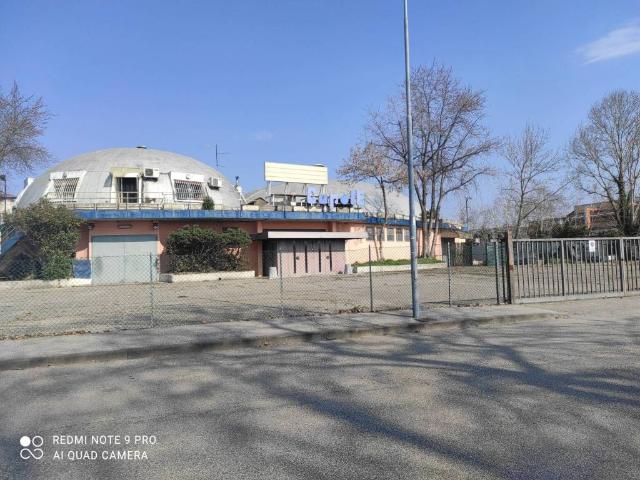 Locale Commerciale in vendita a Soave, Veneto