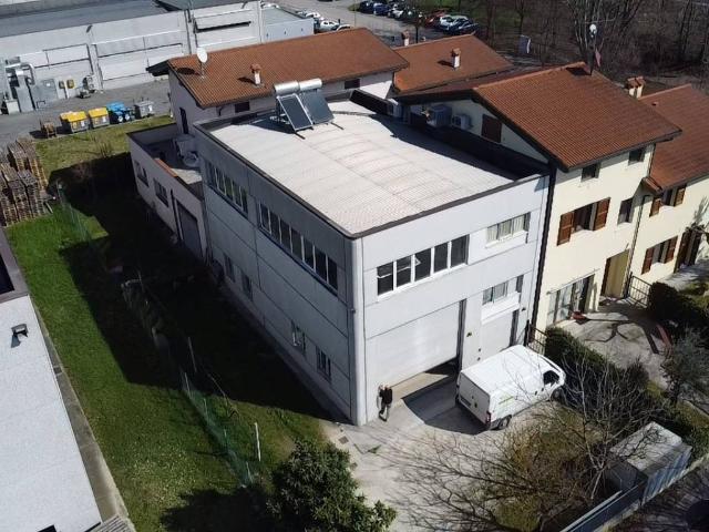 Locale Commerciale in vendita a Solarolo, Ravenna