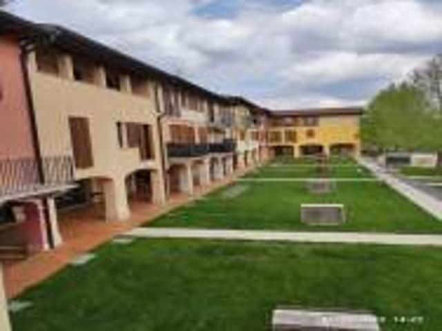 Locale Commerciale in vendita a Solferino, Lombardia