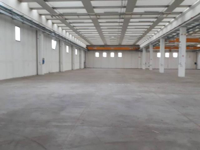 Locale Commerciale in vendita a Unione delle Terre d'Argine, Soliera