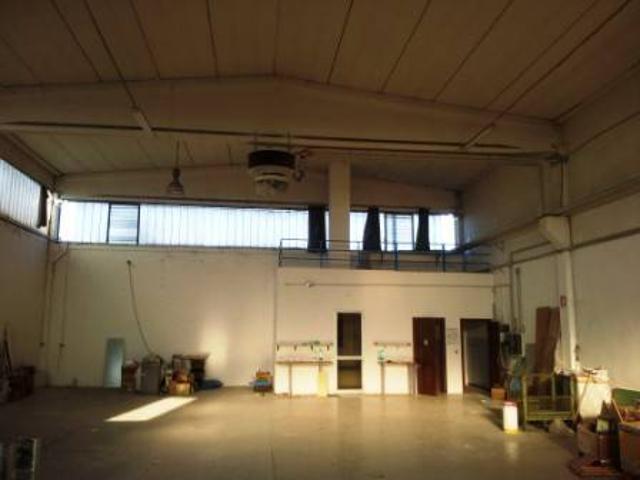 Locale Commerciale in vendita a Unione delle Terre d'Argine, Soliera