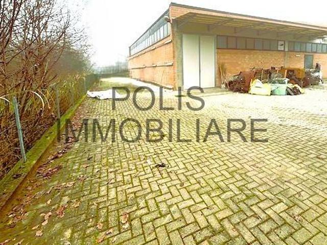 Locale Commerciale in vendita a Unione delle Terre d'Argine, Soliera