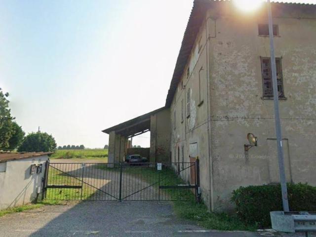 Locale Commerciale in vendita a San Martino del Pizzolano, Somaglia
