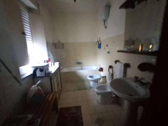 Locale Commerciale in vendita a Borgo Casamale, Somma Vesuviana