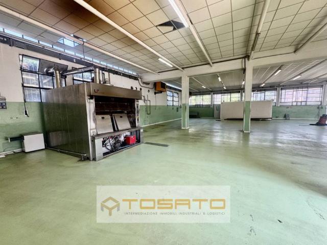 Locale Commerciale in vendita a Sona, Veneto