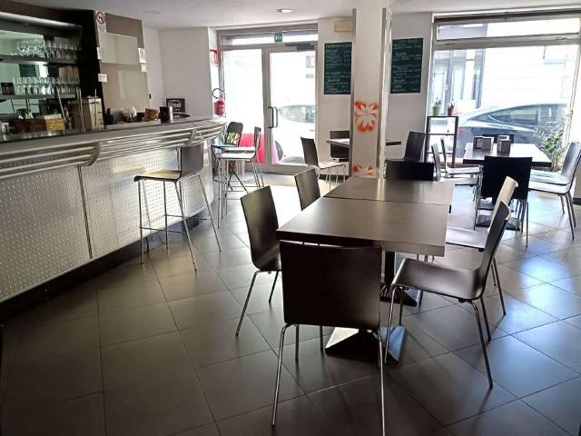Locale Commerciale in vendita a Campoledro, Sondrio