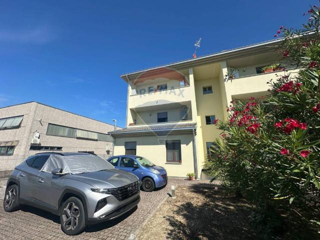 Locale Commerciale in vendita a Sorbolo Mezzani, Sorbolo