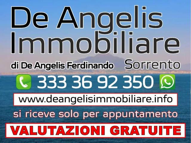 Locale Commerciale in vendita a Marano, Sorrento