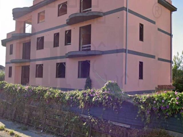 Locale Commerciale in vendita a Spadafora, Sicilia