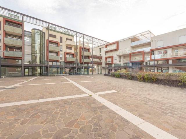 Locale Commerciale in vendita a Rossignago, Spinea