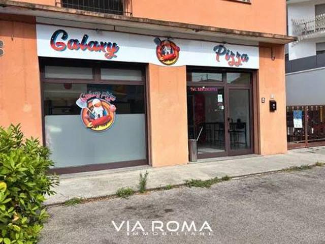 Locale Commerciale in vendita a Rossignago, Spinea