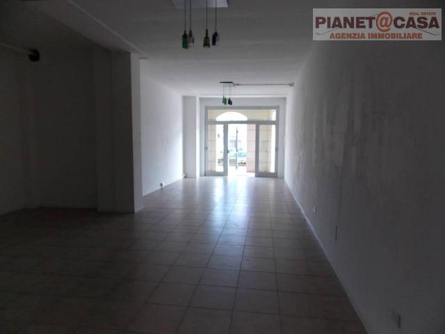 Locale Commerciale in vendita a Marche, Ascoli Piceno