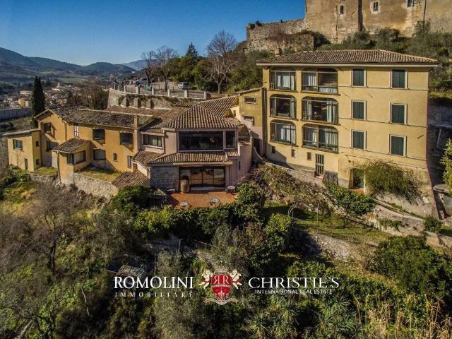 Villa Indipendente in vendita a Spoleto, Umbria