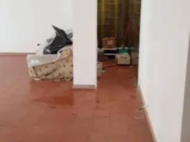Locale Commerciale in vendita a Puglia, Lecce