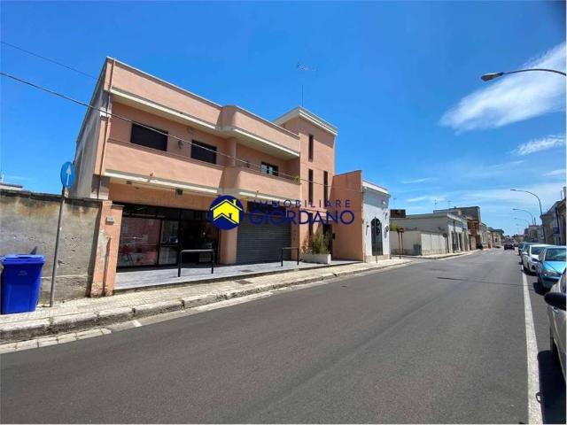 Locale Commerciale in vendita a Puglia, Lecce