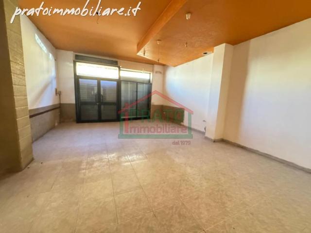 Locale Commerciale in vendita a Puglia, Lecce