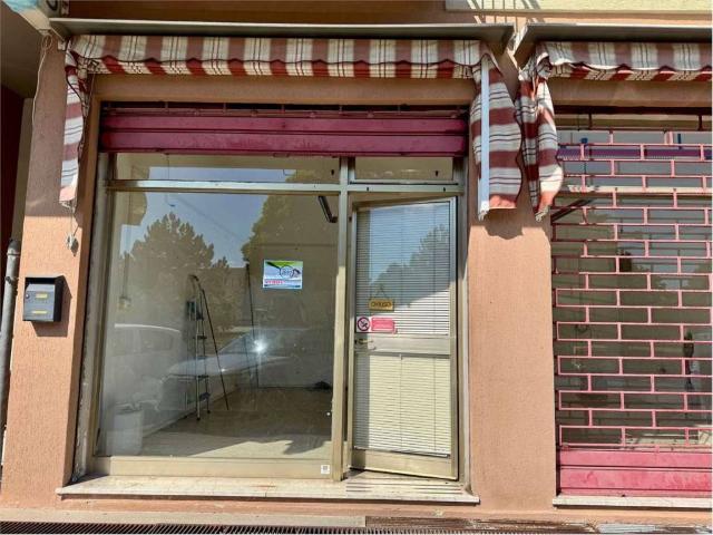 Locale Commerciale in vendita a Staranzano, Friuli-Venezia Giulia