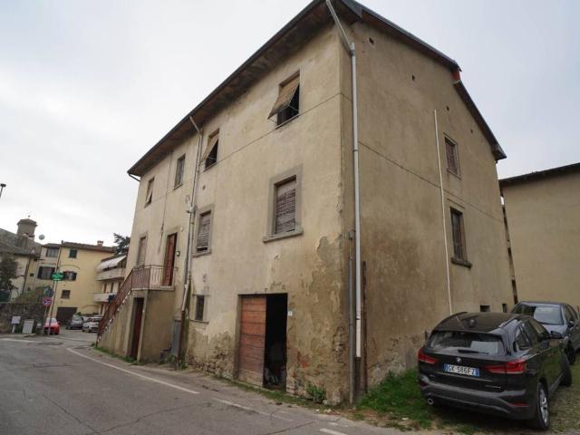 Locale Commerciale in vendita a Le Mura, Subbiano