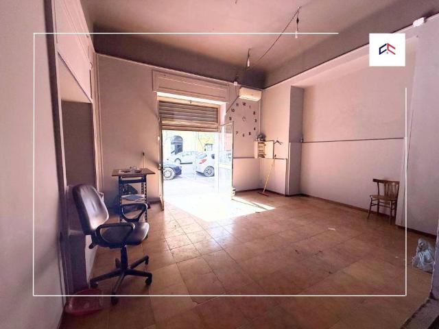 Locale Commerciale in vendita a Puglia, Taranto