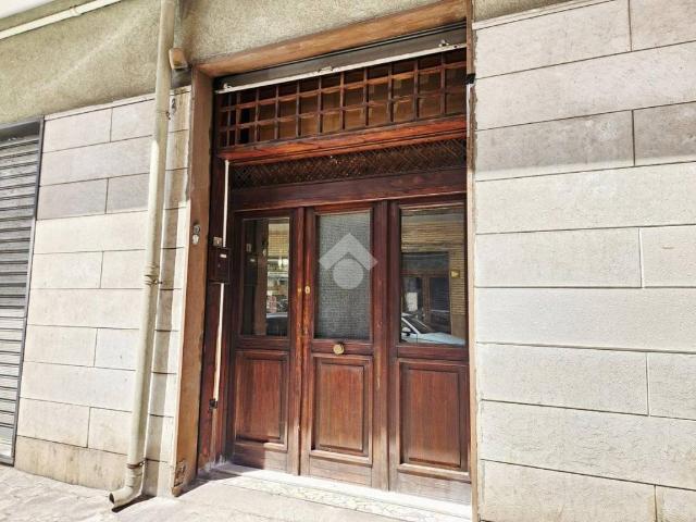 Locale Commerciale in vendita a Puglia, Taranto