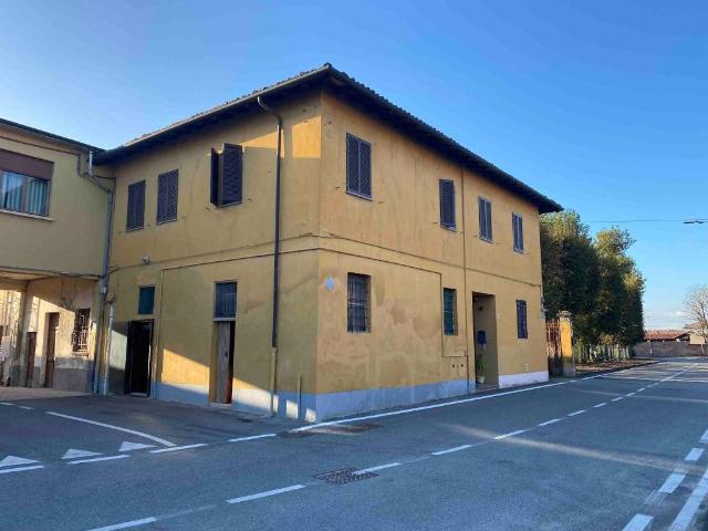 Locale Commerciale in vendita a Piemonte, Novara