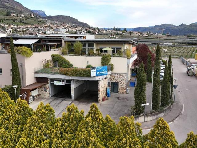 Locale Commerciale in vendita a Überetsch-Unterland - Oltradige-Bassa Atesina, Termeno - Tramin