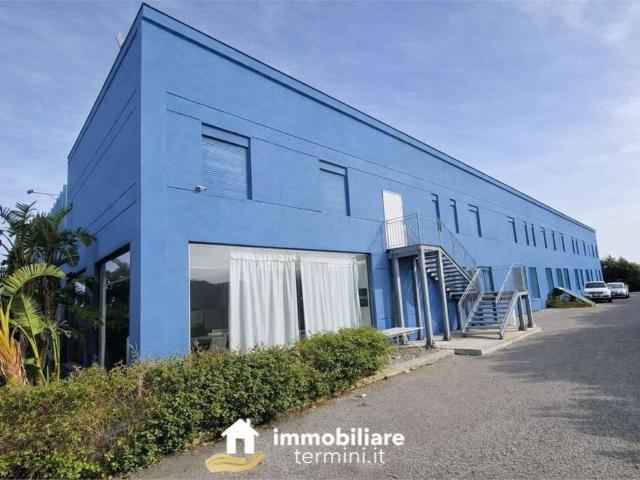 Locale Commerciale in vendita a Termini Imerese, Sicilia