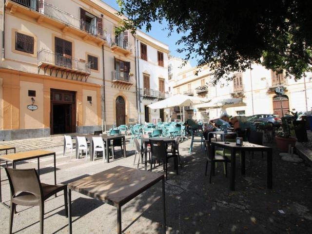 Locale Commerciale in vendita a Termini Imerese, Sicilia