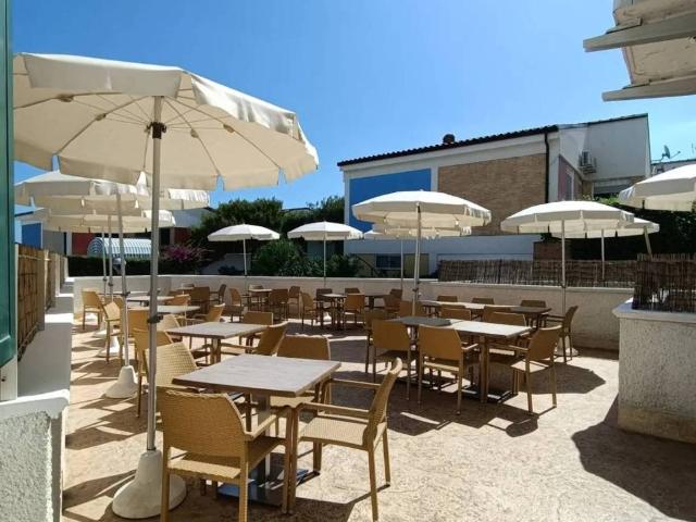 Locale Commerciale in vendita a Lungomare Nord di Termoli, Termoli